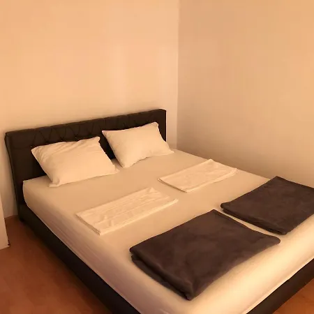 Villa Rnd Vila