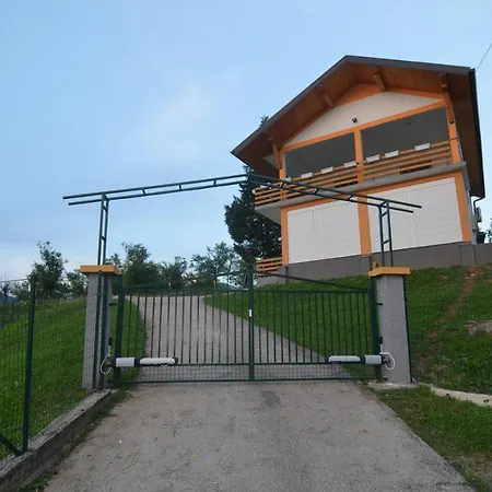 Rnd Vila *