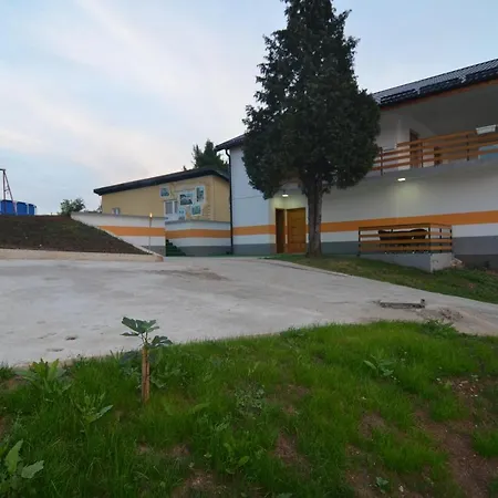 Rnd Vila Villa *