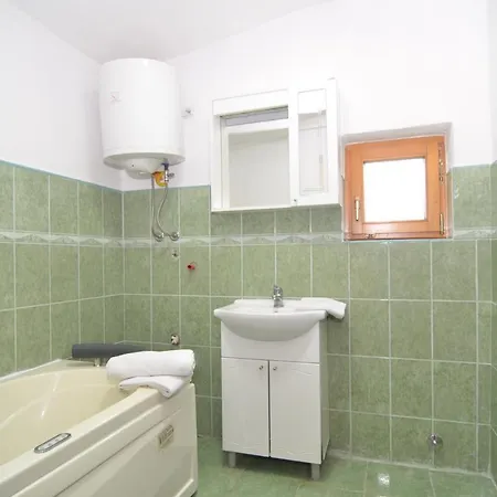 Villa Rnd Vila *